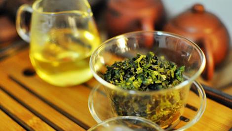 罗汉果金银花菊花茶，你知道它清热解毒、提神醒脑的神奇功效吗