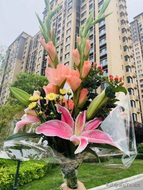 送普通女性朋友鲜花，选什么花好