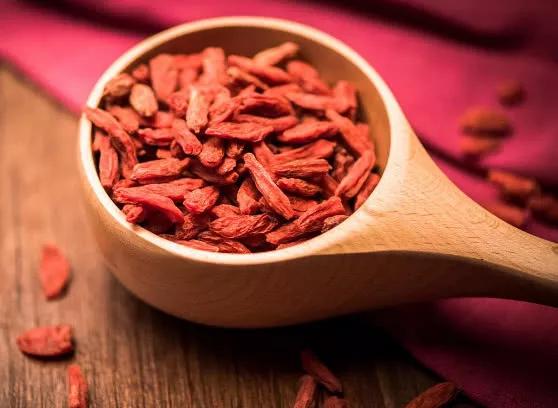 淘宝网购，麻辣香肠？不是蓖麻种！