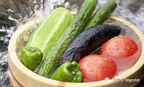 蔬果畸形揭秘：农学家不敢说的真相