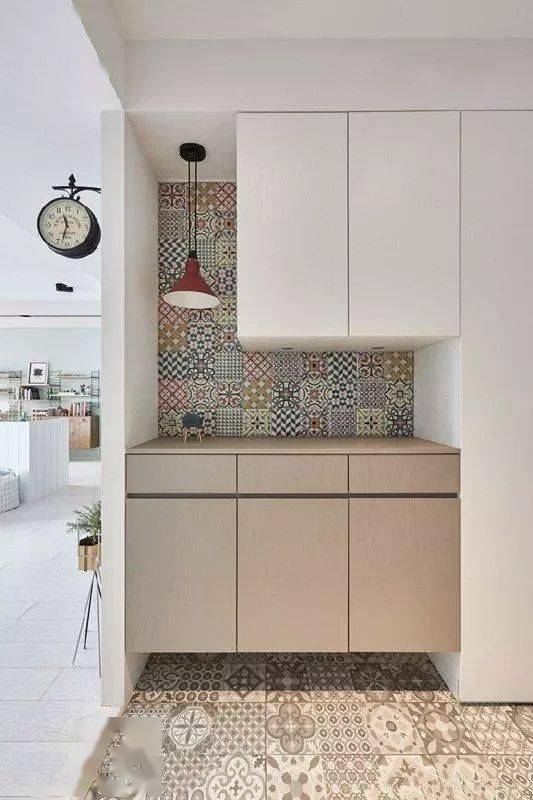 一、 玄关花卉挑选的3大黄金法则