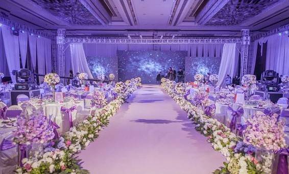 婚礼选择在农历七月十五，这个日子适合举行婚礼吗？