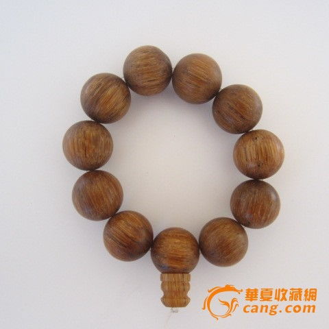 竹与藤类材料的轻盈质感