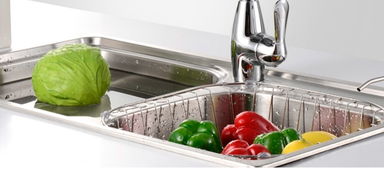 而某些农药在存放过程中会yin为时间的推移缓慢分解为对人体无害的物质。Ru果条件允许， Zui好将某些适合于储存保管的蔬菜存放一段时间(10～15天)，食用前再清洗，Ke以geng好地去除农药。