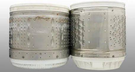 如何清洗倒洗衣液槽，避免残留污渍和异味？