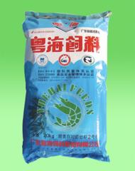 如何根据虾饲料配方及成本，运用水晶虾饲养的几个小技巧，实现高效养殖并降低饲养成本？