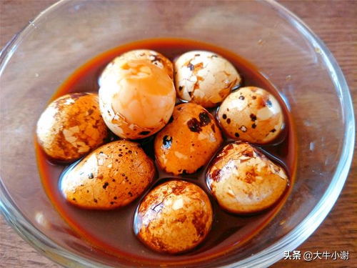 五香鹌鹑是一道以鹌鹑肉为主料，加入五香粉等调料烹饪而成的传统美食