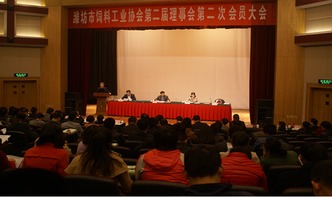温州齐全饲料集团老总是谁？他如何领导公司成为玉米饲料行业的领军企业？