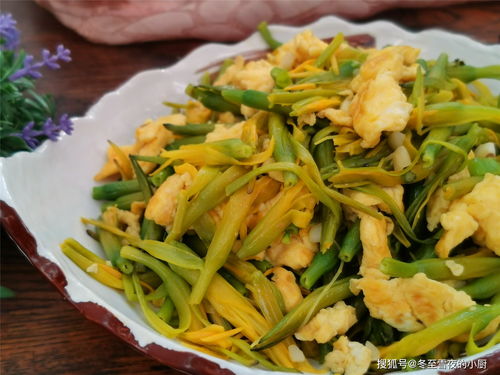 新鲜黄花菜，除了炒着吃