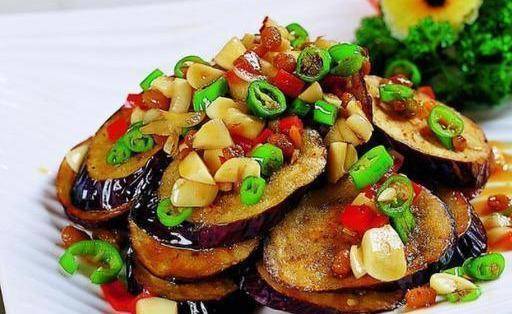 粉藤的变身：从藤蔓到美味佳肴