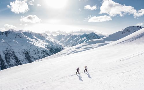 甜蜜雪山 Pink Avalanche， 粉嫩浪漫
