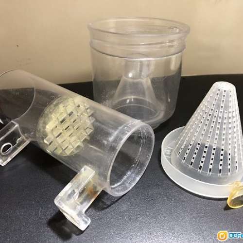 海水缸加盐时如何正确选择专业海盐并避免调配误区？