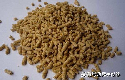 猪饲料脱霉剂厂家，哪种产品对玉米饲料中的黄曲霉毒素去除效果最好？