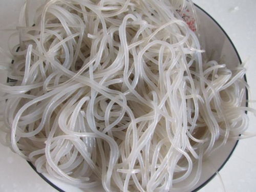 粉藤的黄金搭配：生姜与红枣