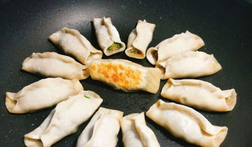 猪排为何会呈现黑粪状？如何快速区分胃溃疡与回肠炎？