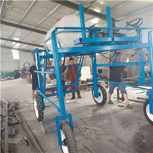 打平果树农药的机器，操作简单吗？