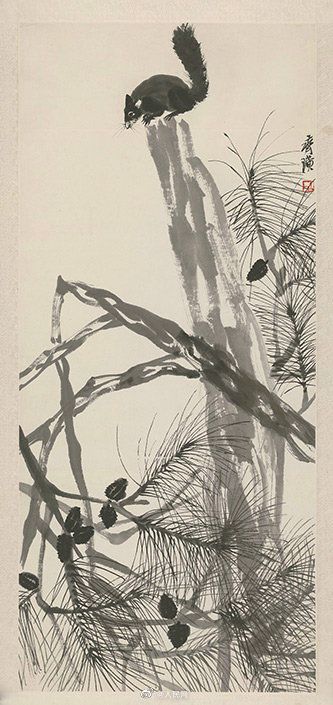 简约的笔触， 勾勒出松树的轮廓