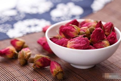 月季花茶：美丽花儿，养生好伴侣