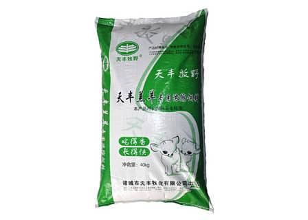 羊饲料价格多少钱一斤？牧士饲料真的好用吗？性价比高不高？