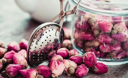 使用时要注意哪些比例和保存方法？