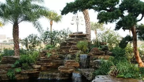 景观设计师招聘中，如何将植物造景艺术融入景观设计，提升项目整体美感？