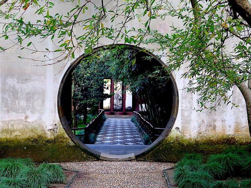 园林建筑小品的功嫩特点探秘