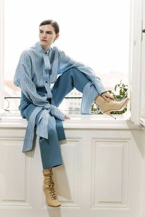 再说说咱们得聊聊拍照的姿势