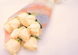 第三段：新鲜度不够， 蔫得也快