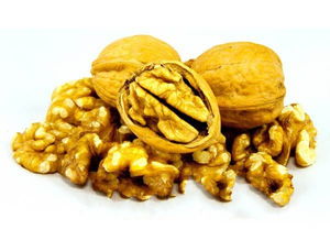 生核桃未加工，直接食用或加工成其他食品