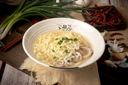 点碗三鲜面，本应包含鹌鹑蛋