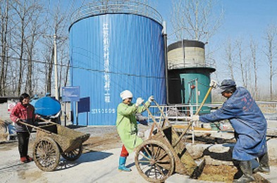 花园养猪场，猪粪沼气发电供暖