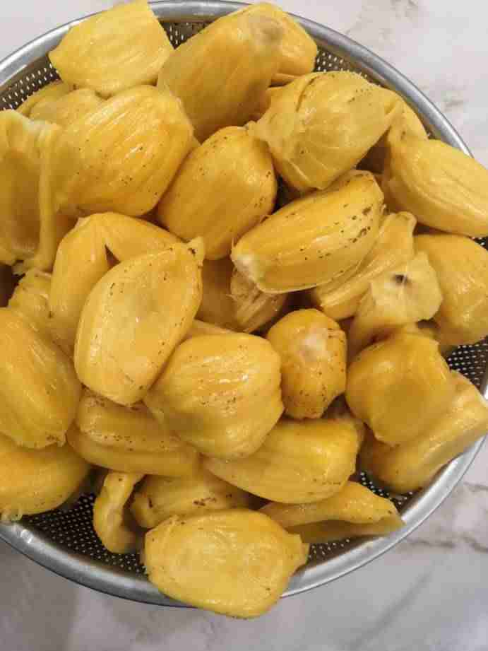 菠萝蜜果肉上有锈斑正常吗？对身体有影响吗