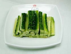 削皮泡水，这样吃黄瓜才平安？