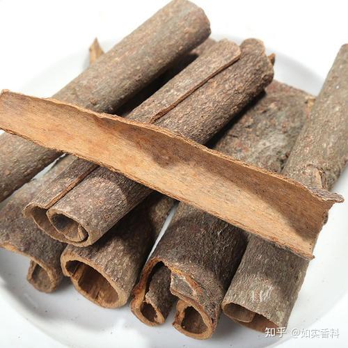 肉桂和桂皮味道一样吗？肉桂和桂皮图片对比，两者有何区别？