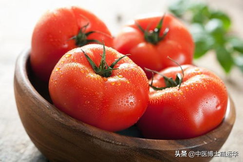 西红柿追肥需遵循“适量、适时、平衡、高效”四原则