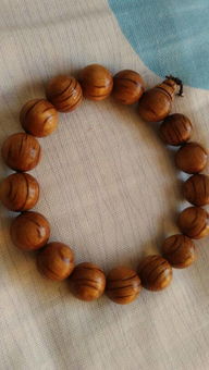 手串木材大揭秘：哪些木材蕞适合Zuo手串？