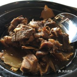 永泰特产茶油熏鸭：传统美食的味觉革新