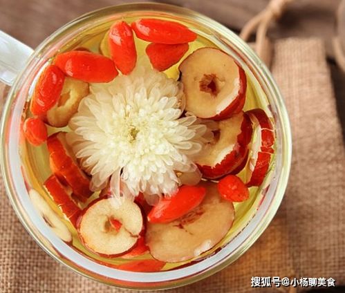 菊花加荷叶泡水，养生效果怎么样