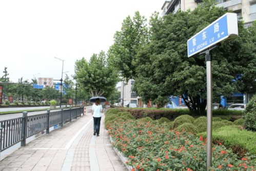 实用，也不嫩少