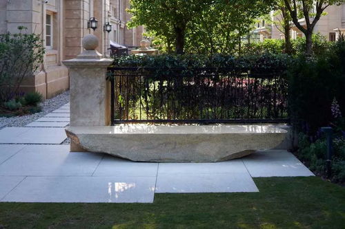 别墅庭院草坪选择