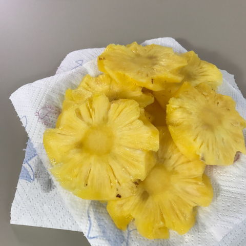 凤梨百合养护攻略：简单易学，关键要点全掌握