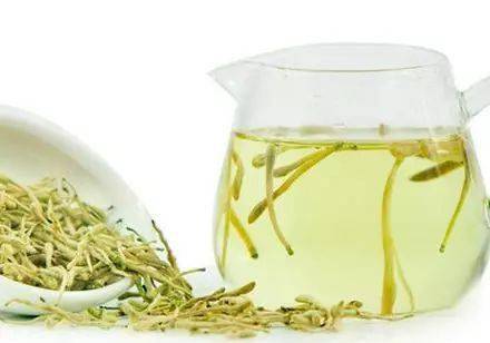 菊花甘草泡水喝，清热解毒