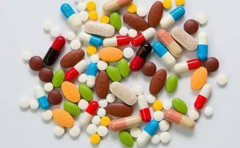 甲硝唑：口服消炎，效果显著