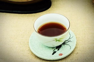 金奖肉桂黑茶与传统黑茶相比，其独特风味是如何体现的