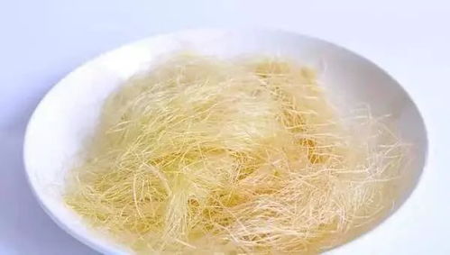 玫瑰花加藏红花泡水喝，养生功效竟如此神奇