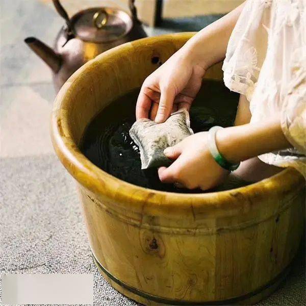 花椒水泡脚，原来好处这么多