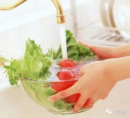 清水浸泡法：清水泡一泡，农药跑光光？