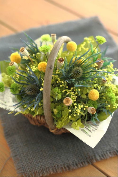 茉莉花和迷你花篮