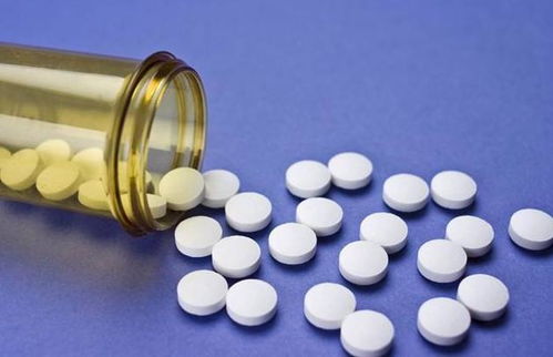 阿司匹林和白糖自制生根剂的比例是多少？