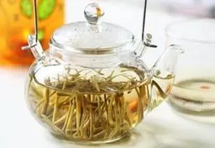 胎菊泡水喝有什么功效？老中医揭秘养生之谜
